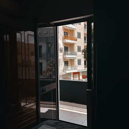 El Mare And Restaurant Hotell Škalngur